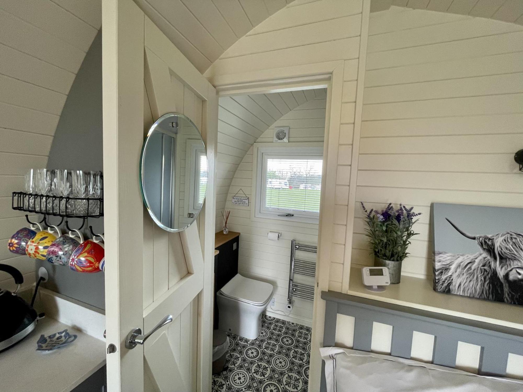 Abbey Farm Luxury Glamping * Rhuddlan