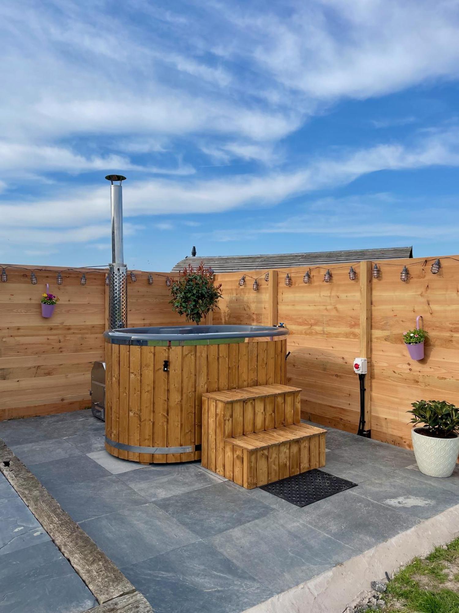 Abbey Farm Luxury Glamping Campsite *